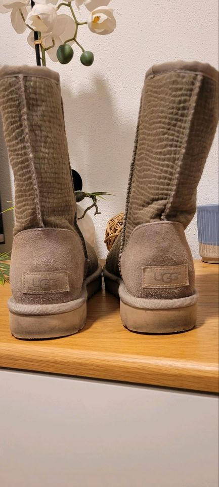 UGG Boots Stiefel Stiefeletten in Kauern (bei Gera)