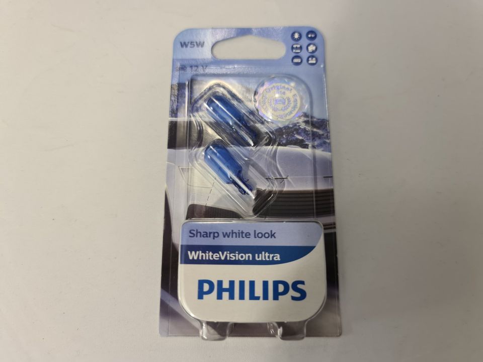 Philips W5W Standlicht,weiß Leuchtmittel,Birne 5W Xenon Optik in Kreis  Ostholstein - Bad Schwartau, Ersatz- & Reparaturteile