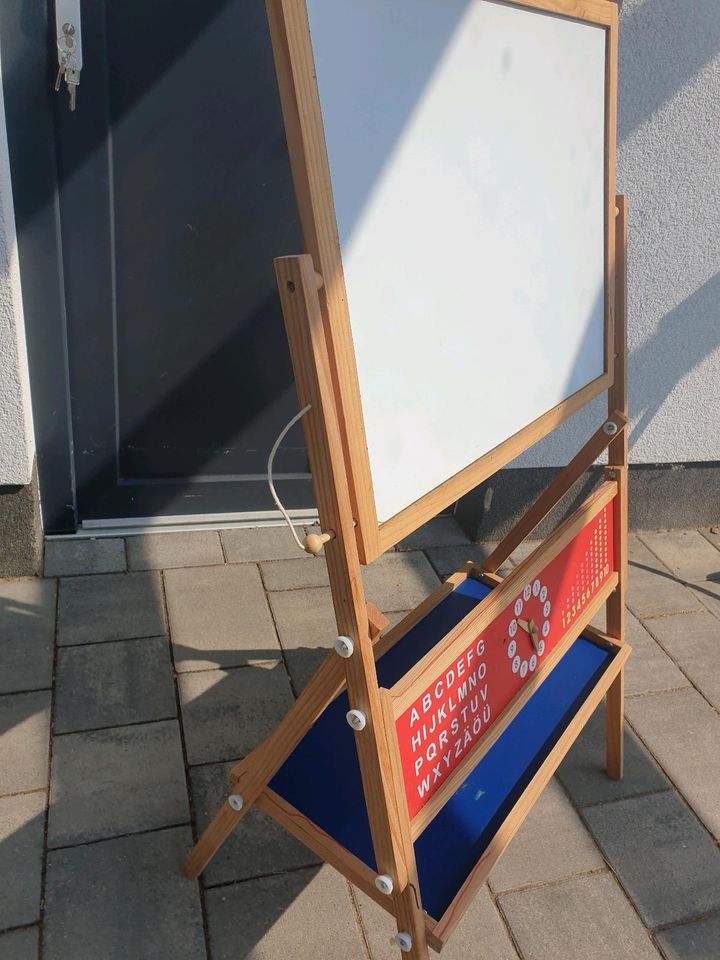 Tafel Kreide/Whiteboard in Kritzmow