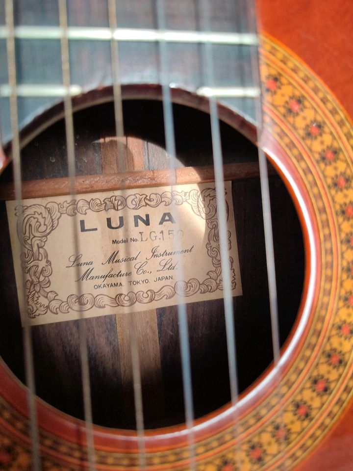 Gitarre Luna LG 150 aus ca 1980 guter Zustand in Hamburg