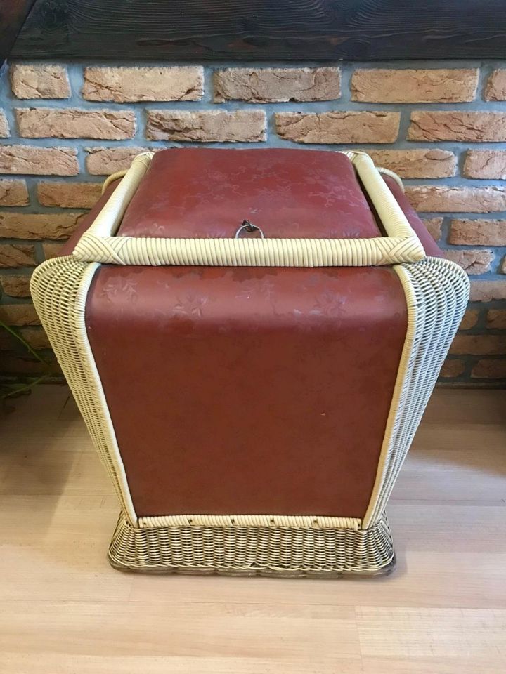 Wäschetruhe rot 1940 / 1950 Shabby Truhe Rockabilly Korb antik in Dortmund