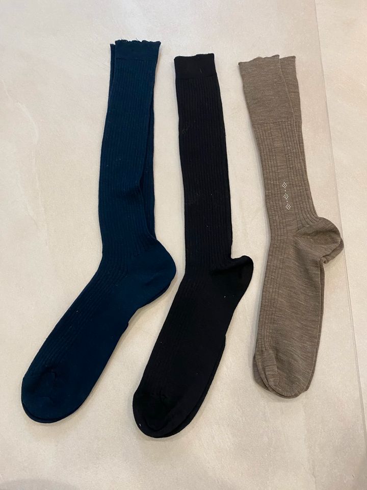 Falke Bristol Socken Kniestrümpfe 41/42 in Seggebruch