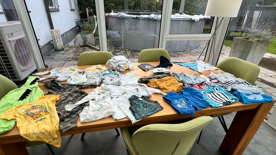 Großes Kleiderpaket über 80 Teile in Größen bis 68 in Mülheim (Ruhr)