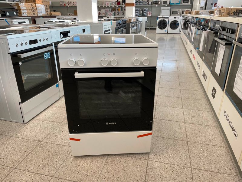 Bosch HKA090220 Serie 2 Elektro-Standherd, 60 cm breit, 3D in Niedersachsen  - Garbsen | Herd, Elektroherd oder Backofen gebraucht kaufen | eBay  Kleinanzeigen ist jetzt Kleinanzeigen | Herde