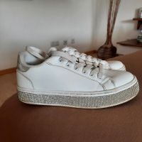 Sneaker in weiss mit Glitzerumrandung Gr 32 6€ zzgl.Versand Bayern - Rieden Vorschau