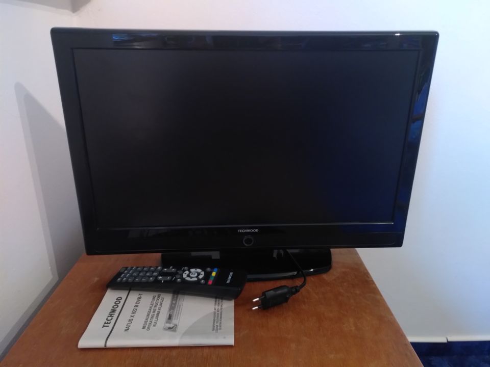 Fernseher, TV, Techwood Natus X 922 DVB-T, 22 Zoll in Chemnitz