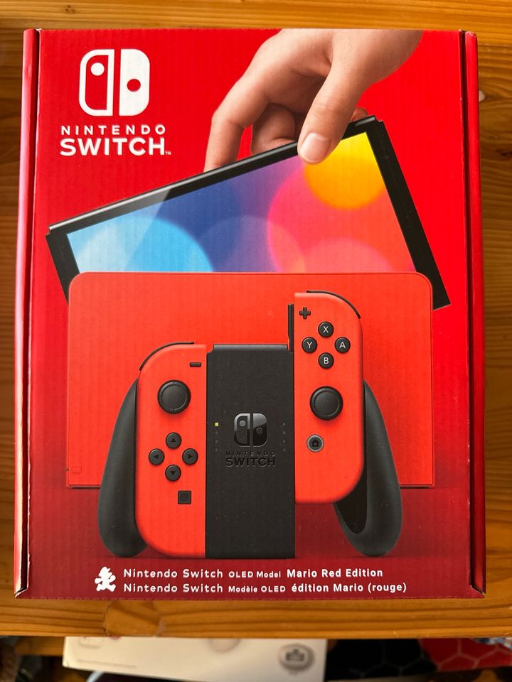 Nintendo Switch OLED Mario Limited Edition Neu in Aschaffenburg