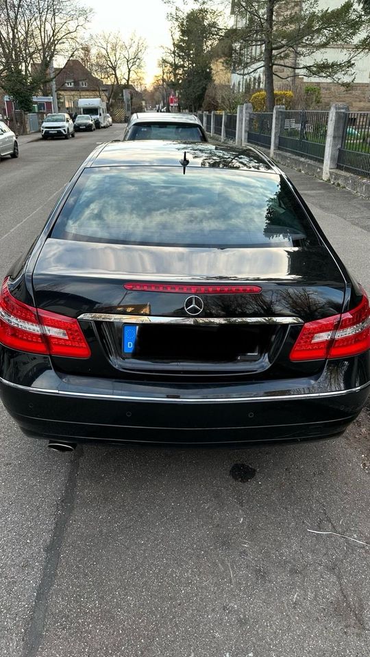 Mercedes E200 Coupe in Stuttgart