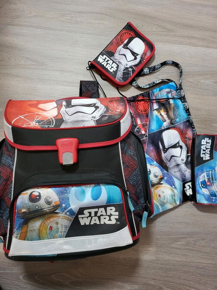 Schultasche Star Wars, Büchertasche mit Zubehör, scooli in Bayern -  Erlangen | Lego & Duplo günstig kaufen, gebraucht oder neu | eBay  Kleinanzeigen ist jetzt Kleinanzeigen