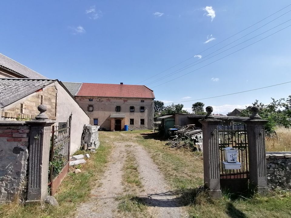 Freistehendes Einfamilienhaus  mit Scheune und Nebengebäude in Lampertswalde bei Großenhain