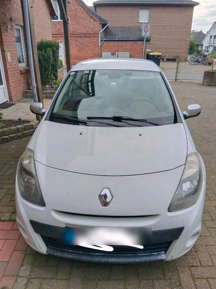 Renault Clio in Dipperz