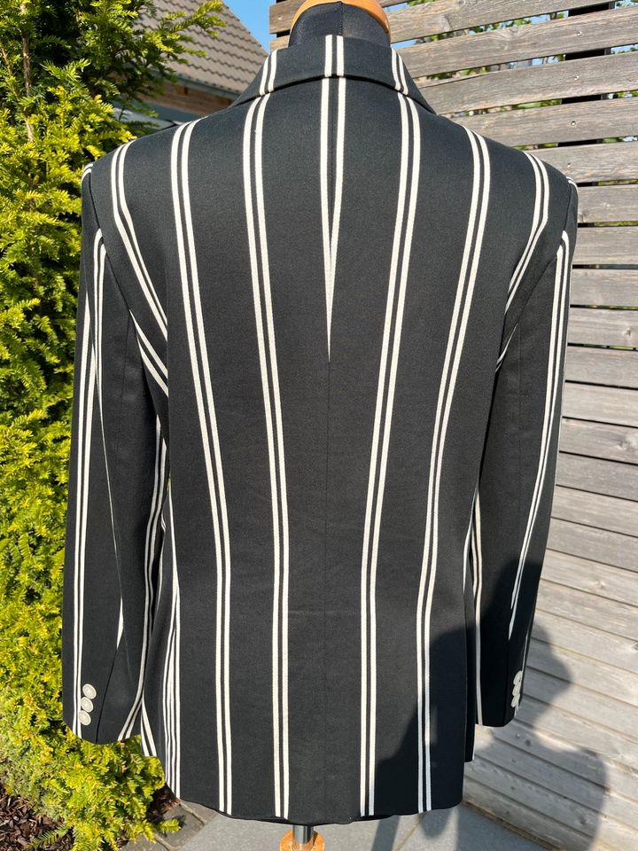 „JAKES“ Blazer, schwarz mit weißen Streifen, Größe 40 in Neuss