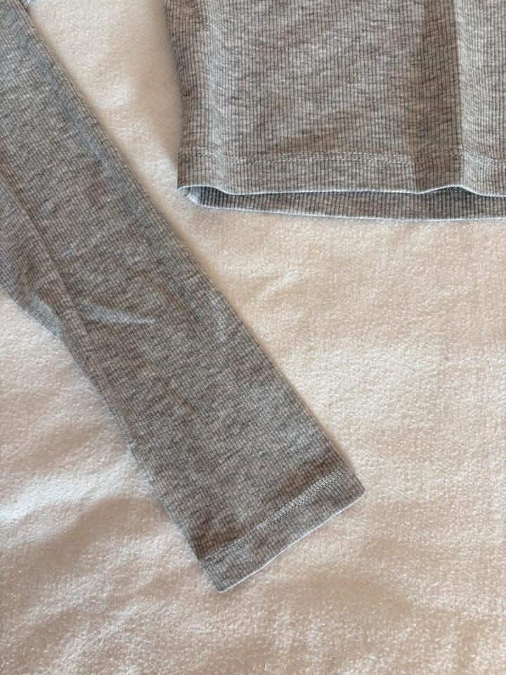 Langarm Shirt in grau für Damen Größe XS Even&Odd in Baunatal