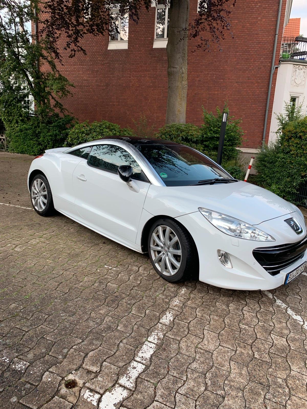 Abbildung des Autos Peugeot RCZ