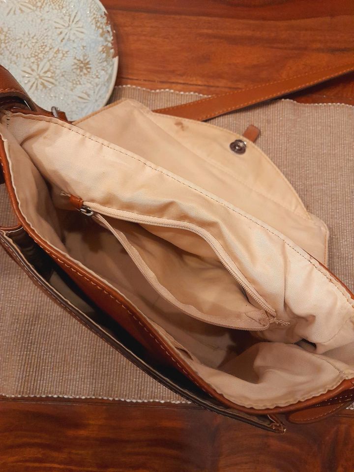 Handtasche von Esprit in Hermannsburg