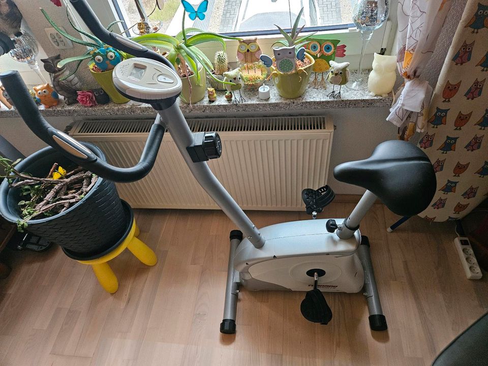 Hometrainer/ Crosstrainer/ Ergometer in Weimar