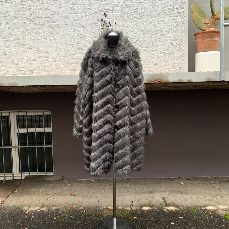Kunstfell Damen Mantel Große Größe Grau Curvy  ❤️‍ Sale ❤️‍ in Stuttgart
