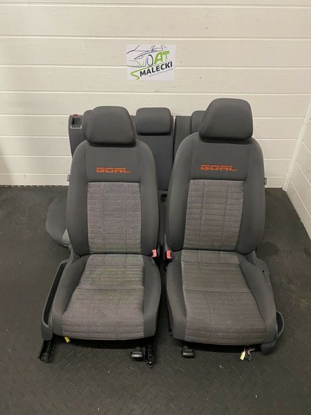 Vw Golf V 1K Innenausstatung Stoff mit SHZ GOAL Isofix in Baden