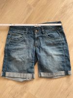 Jeans Shorts Esprit Boy fit Boyfriend Gr. 31 (42) wie neu Schleswig-Holstein - Kropp Vorschau