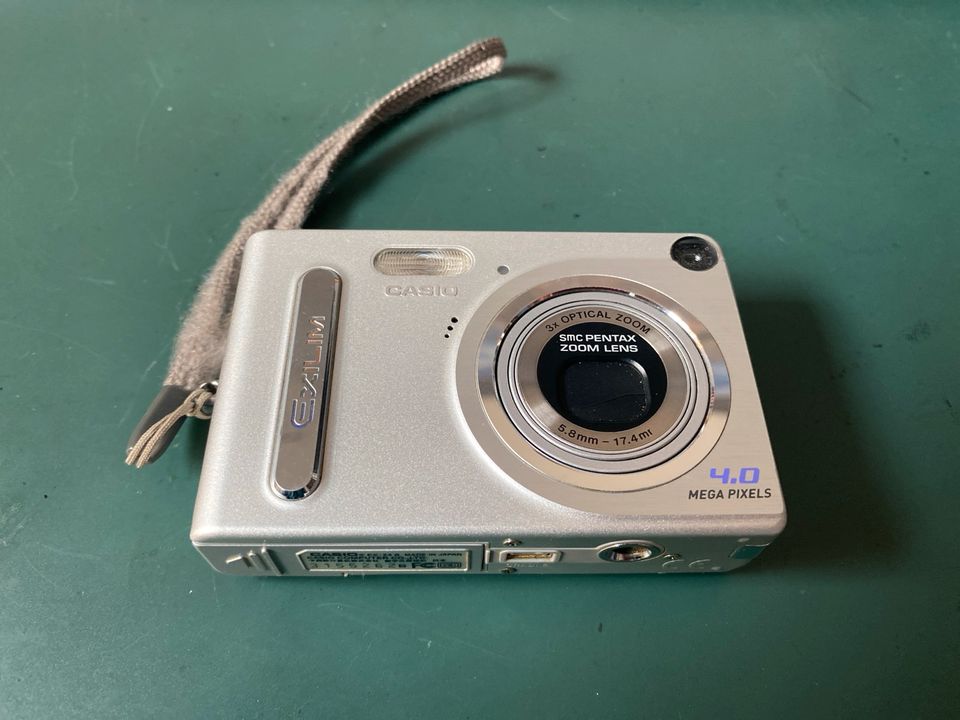 Kompakt Digitalkamera Casio Exilim EX-24, 3-fach opt. Zoom in Hannover