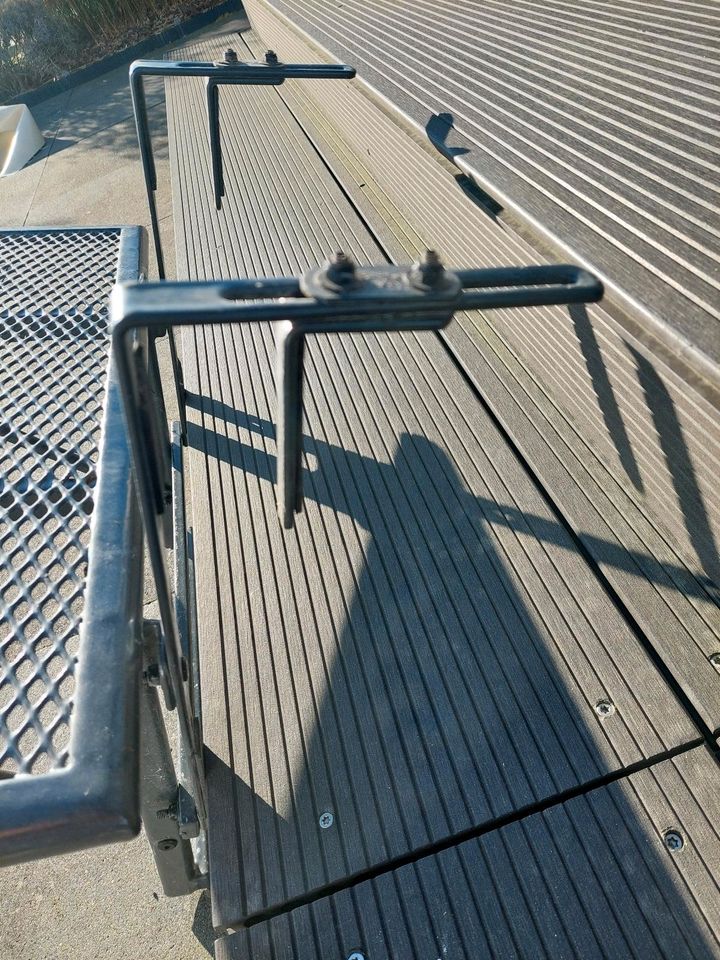 Balkon tisch klappbar Geländer Tafel in Geldern