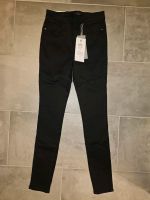 Neue Only Röhrenjeans Gr. S/30 Royal Skinny Niedersachsen - Faßberg Vorschau