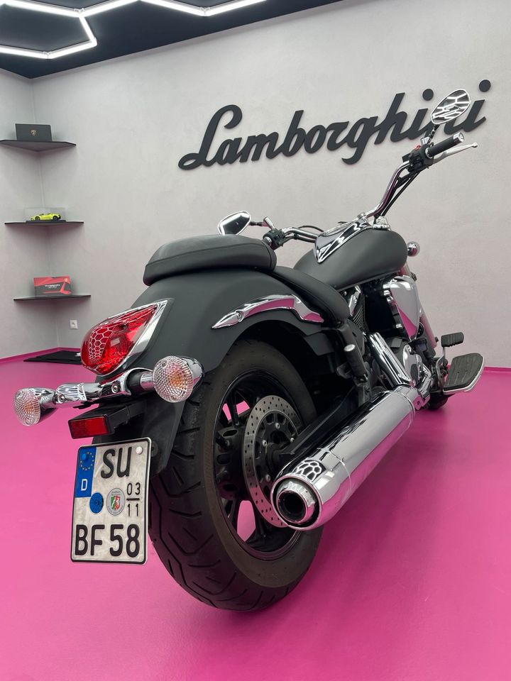 Yamaha XVS 950A Custom Motorrad 2456 km top in Niederkassel