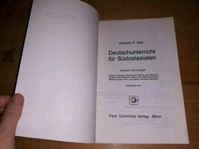 Antiq. Buch 1982: Deutschunterricht für Südostasiaten v. Kelz in Büchen