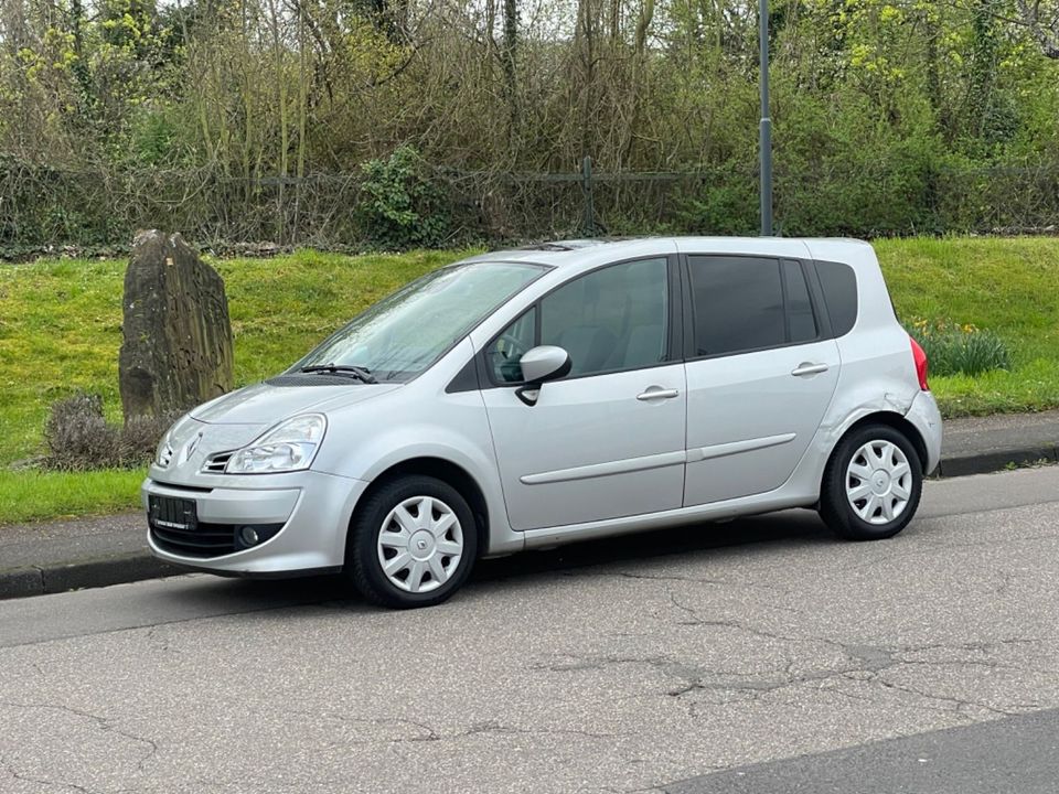 Renault Grand Modus Dynamique/PANORAMA/TEMP./KLIMA/MFL/ in Kandel