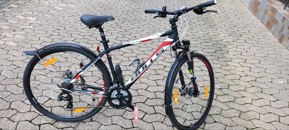 Bulls Racer Cross RH 48 RG 28" fast neuwertig unisex in Kaltenengers