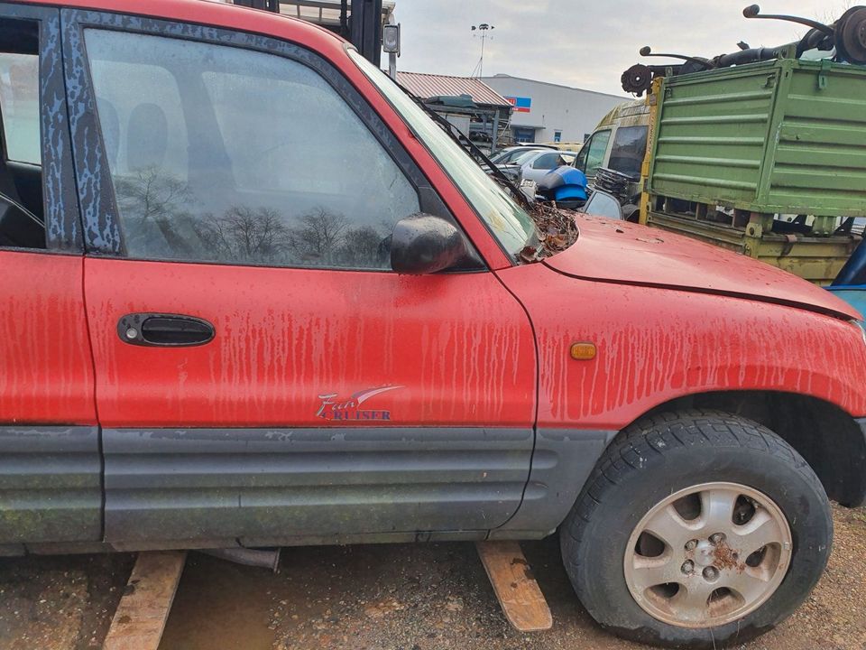 Toyota Rav 4 1 4x4 Seitentür Tür vorne rechts Rot Bj.1995-98 in Bremervörde