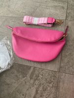 Damen Handtasche / Crossbody Bag pink NEU Nordrhein-Westfalen - Arnsberg Vorschau
