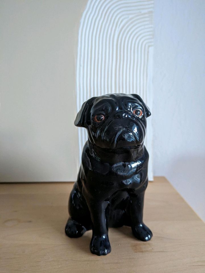Quail Ceramics Spardose Money Box Mops Hund Figur Keramik in Hamburg