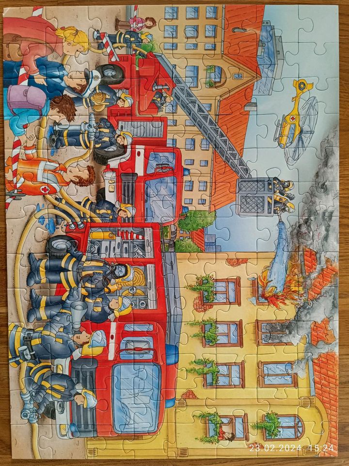 Ravensburger Puzzle 100 Teile in Straubenhardt