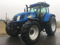 New Holland TVT135- T7550, auch defekt, alles anbieten Bayern - Untergriesbach Vorschau