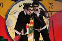 Fastnacht Karneval Tanzgruppe Kostüm Blues Brothers/Catwalk Kinde Rheinland-Pfalz - Osann-Monzel Vorschau