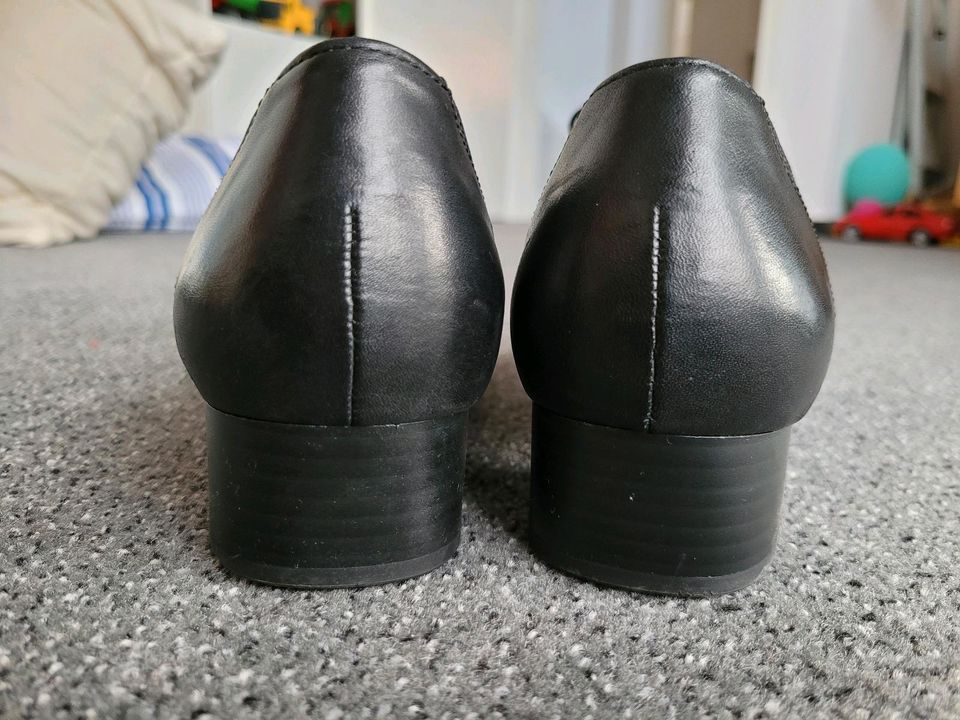 TOP Gabor Halbschuhe, Leder, schwarz, 6,5 in Friedrichsdorf