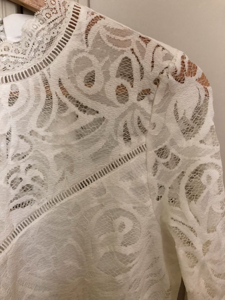 Vila lace Spitze Bluse weiss langärmelig Hochzeit in München