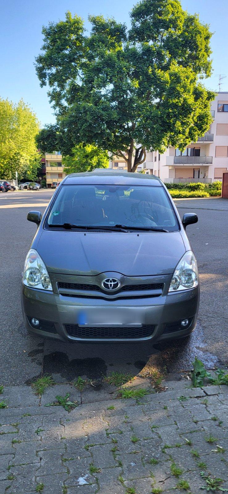 Abbildung des Autos Toyota Corolla Verso  | …