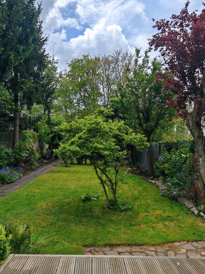 Ruhige und gepflegtes Einfamilienhaus  mit Terrasse und Garten! in Köln