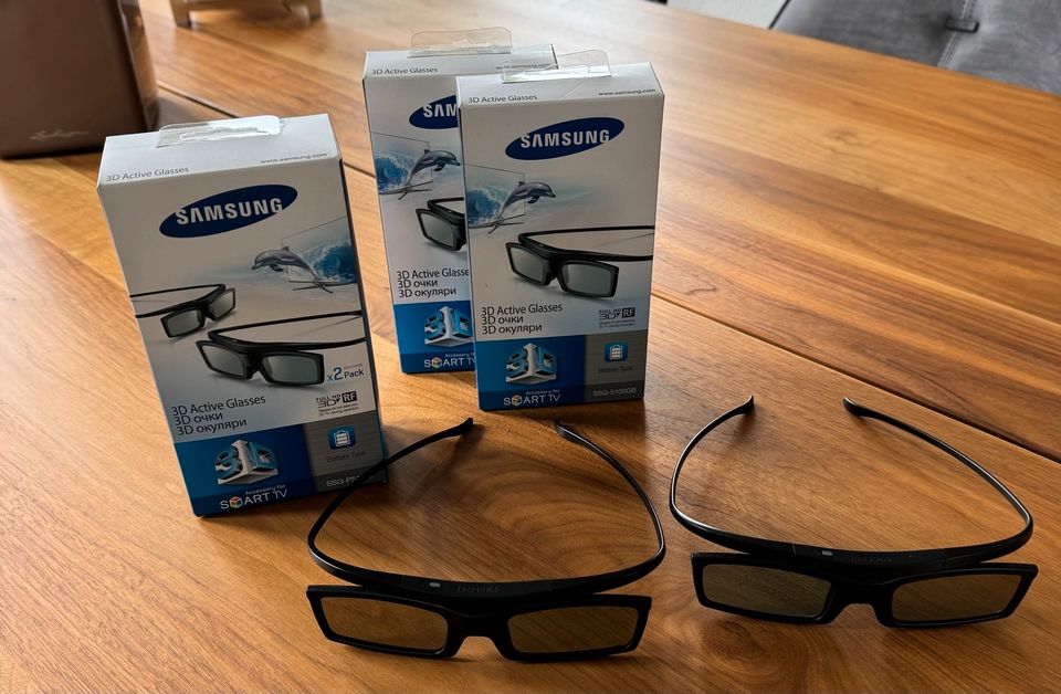 Samsung SSG-5100GB 3D-Active-Shutter-Brille (Batteriebetrieb) in Dinkelsbuehl