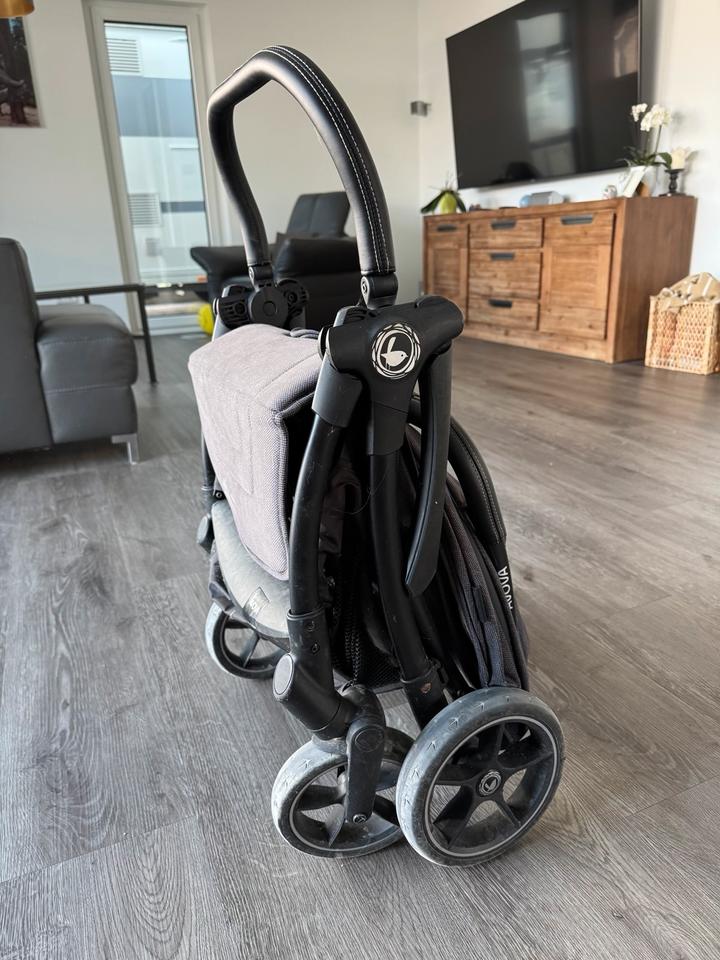 Kinderwagen Avova City Ranger - Extrem kompakt faltbar in Illertissen