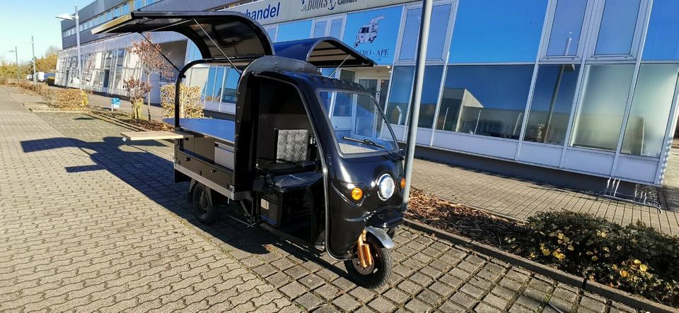 Elektro Frosch Food Truck - Kaffee Mobil by Gastro-Ape! in Neu-Zittau