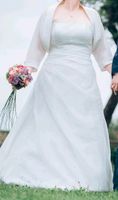 Brautkleid Brautmode 42 Lilly Hochzeit Braut ivory Hochzeitskleid Hessen - Marburg Vorschau