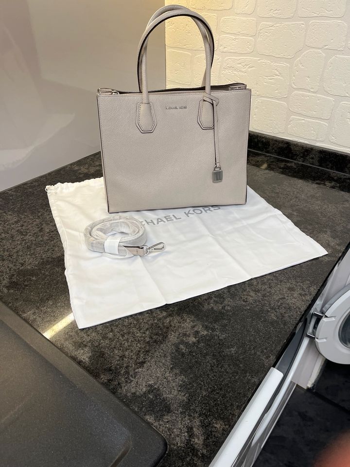 Michael Kors Tasche - wie neu - in Wermelskirchen