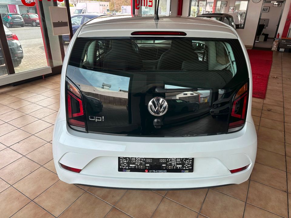 Volkswagen UP in Rodgau