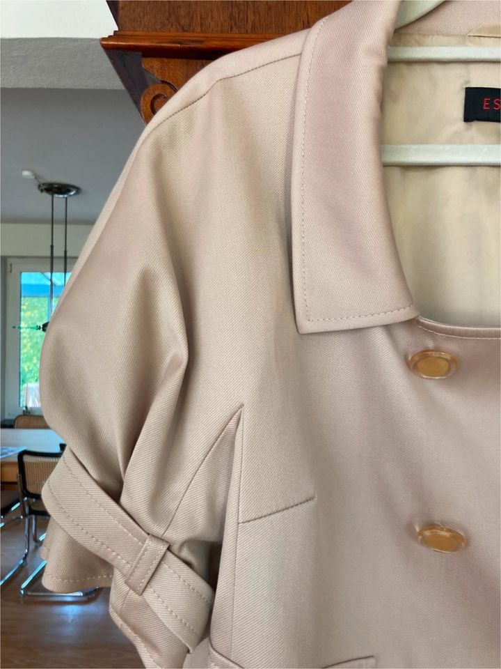 ESCADA Jacke Sommerblazer Blazer, Beige, Gr. 40, neuwertig in Hamburg