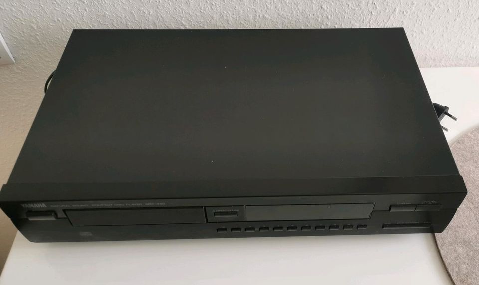 Yamaha CD Player CDX-390 in Köln