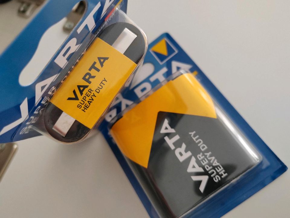 2x Varta Batterie Block, 3R12, 4.5V Flachbatterie Typ  3R12 M in Wehr