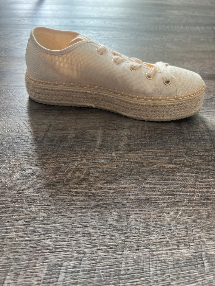 Sneaker (Espadrille) in Walsrode